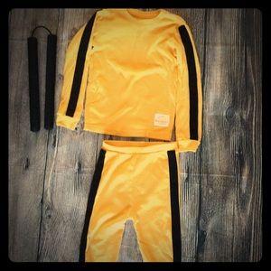 Bruce Lee.... Yellow and Black striped Outfit